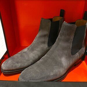 Magnanni Chelsea Boots - Suede - BURLO - Mint Condition w/ Original Box